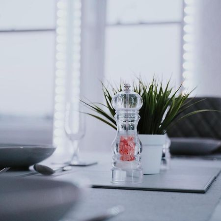 Roman Penthouse- City Skyline Views, 4K Tvs, 5G Wifi And More! Daire Bath Dış mekan fotoğraf