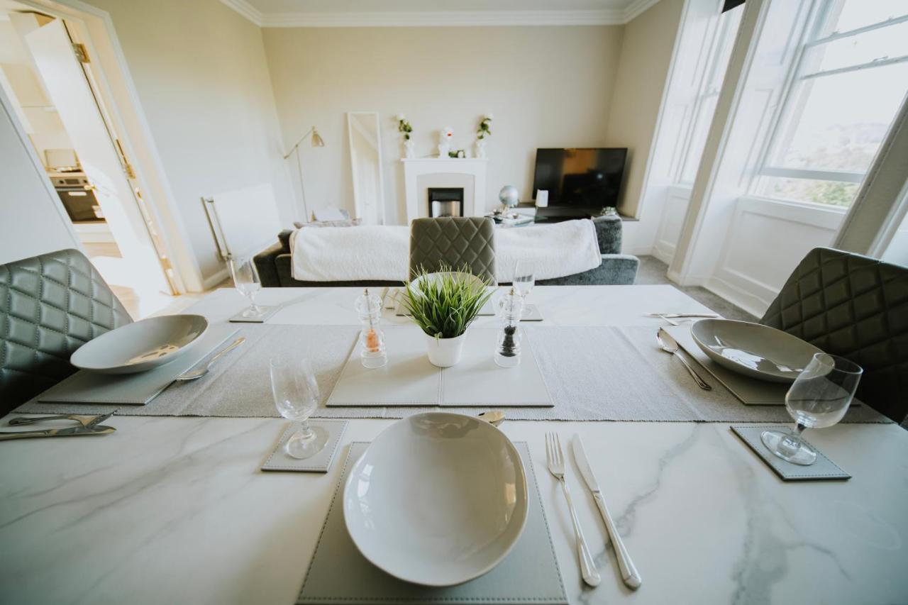 Roman Penthouse- City Skyline Views, 4K Tvs, 5G Wifi And More! Daire Bath Dış mekan fotoğraf